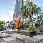 Celavie Serviced Apartment - The Landmark 81