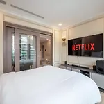 Celavie Serviced Apartment - The Landmark 81