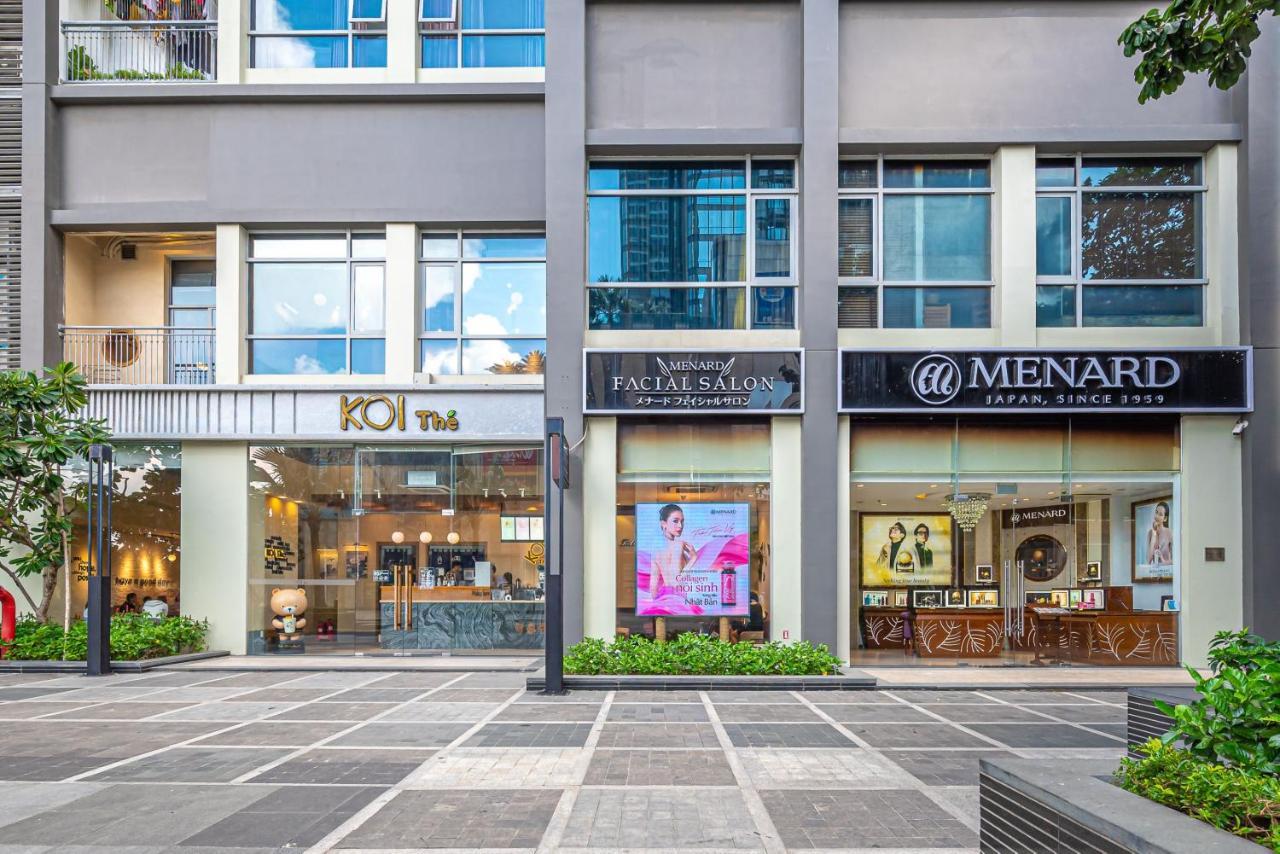 Celavie Serviced - The Landmark 81 Apartment